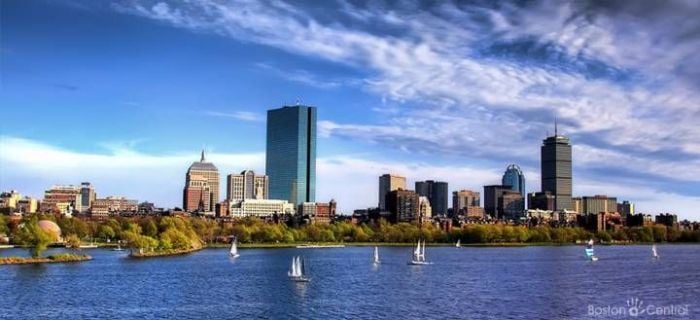 boston-skyline-charles-river-sailboats