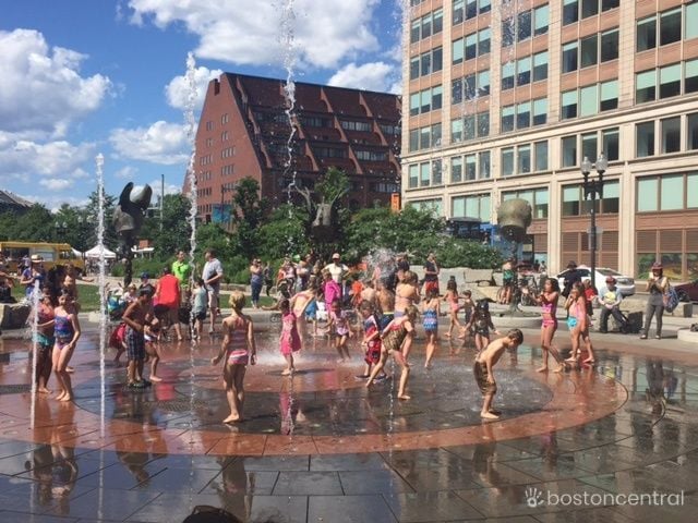 boston-rings-fountain-greenway-kids