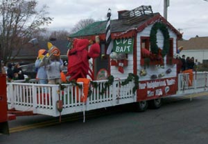 Falmouth Christmas Stroll 2022 Falmouth Christmas Parade (Local Guide)